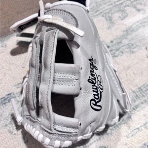 Rawlings Highlight Series 12.5” Baseball / Softball Glove (Model HFP125HGW)